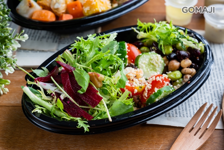 中沙拉（菲達甜菜子、王者鮭來、豆豆俱樂部）