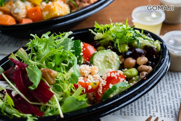 中沙拉（菲達甜菜子、王者鮭來、豆豆俱樂部）