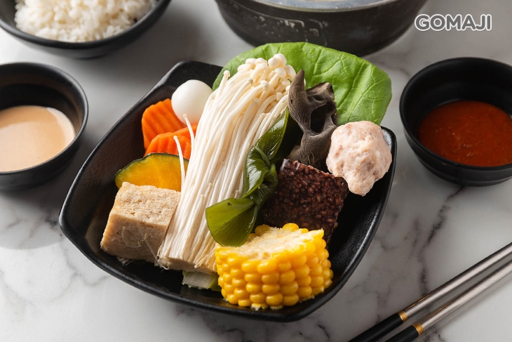 剝皮辣椒瓜仔雞鍋