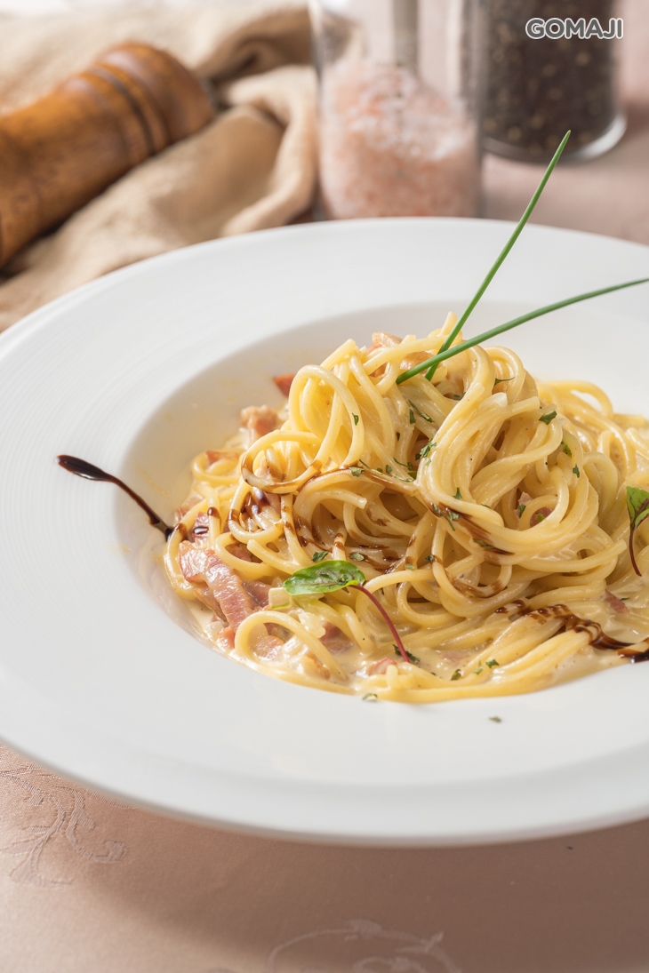 蛋黃培根義大利麵