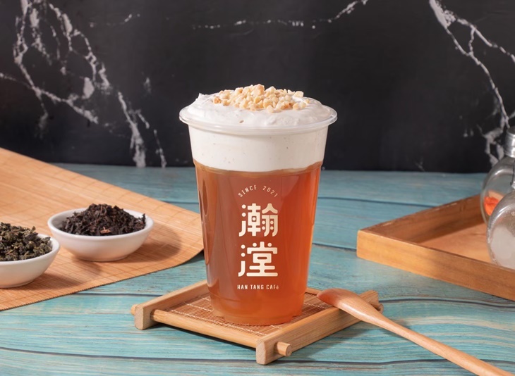 台灣紅玉堅果奶蓋茶(中)