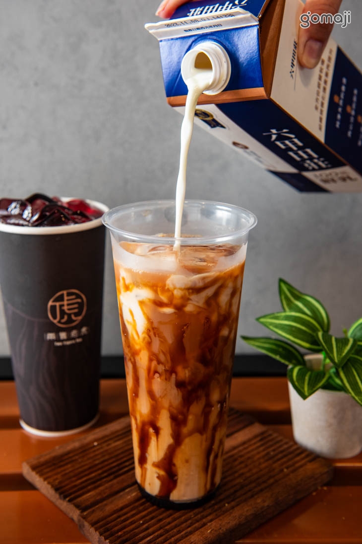 黑糖鮮奶茶