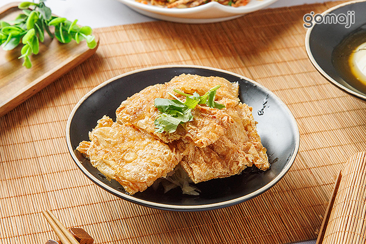 不是臭豆腐