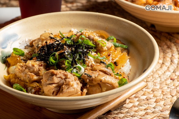 雞腿排親子丼飯