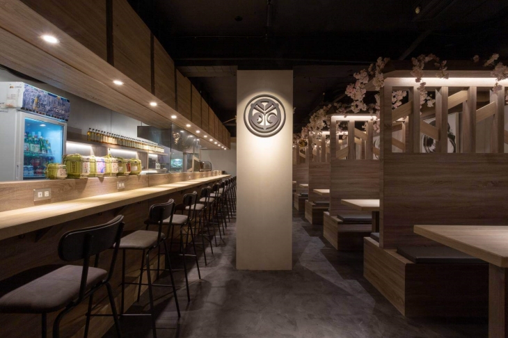 歐買尬日式海鮮串燒