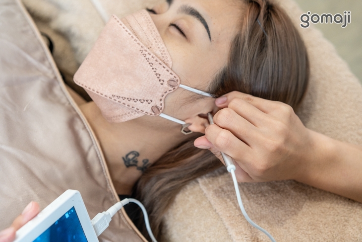 觀看內視鏡耳道狀況講解