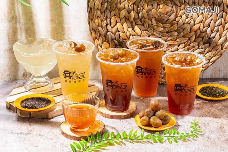 丹尼先生 自己喝茶飲