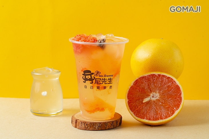 葡萄柚寒天凍梅飲