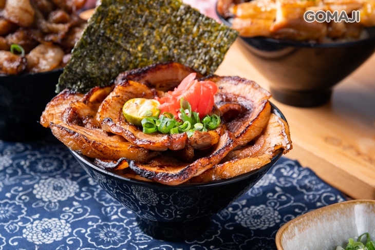 肥前屋油香叉燒丼