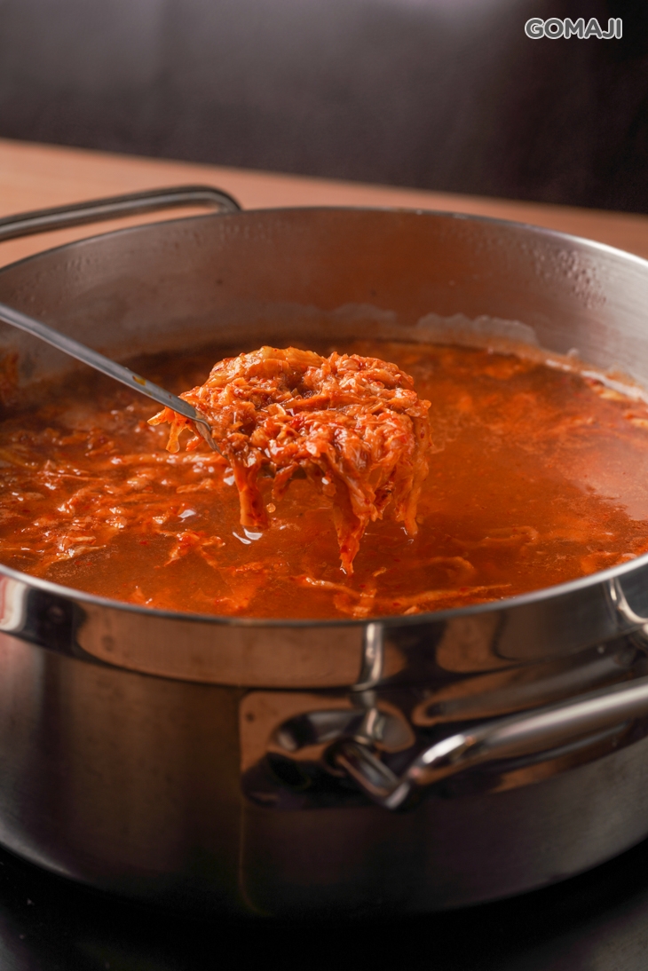 東北辣白菜火鍋