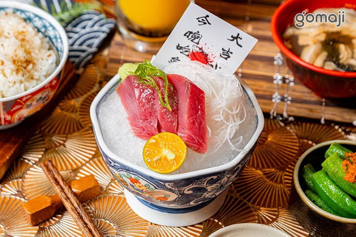 季節生魚片三切
