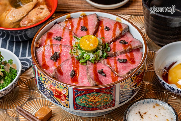 日出蔥花-松露極黑和牛丼飯