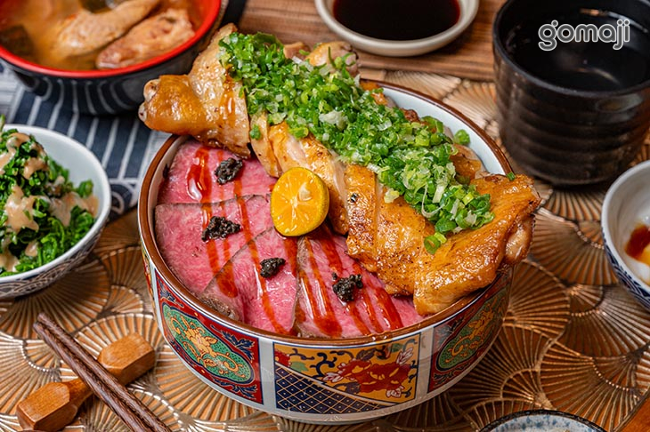 雙拼日出-松露極黑和牛+嫩雞丼飯