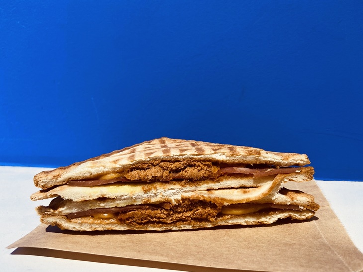 三隻小豬(培根、火腿、肉鬆)