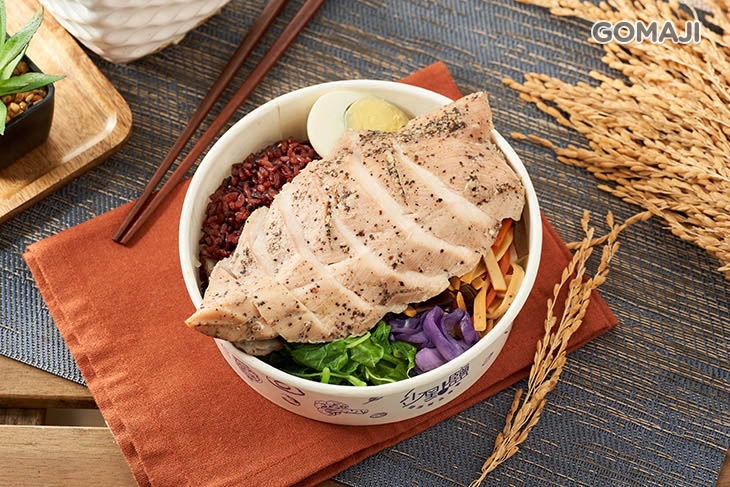 經典蒜味黑胡椒雞胸