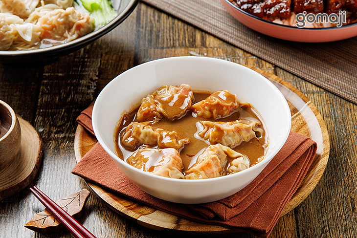 芝麻咕咕雞雲吞