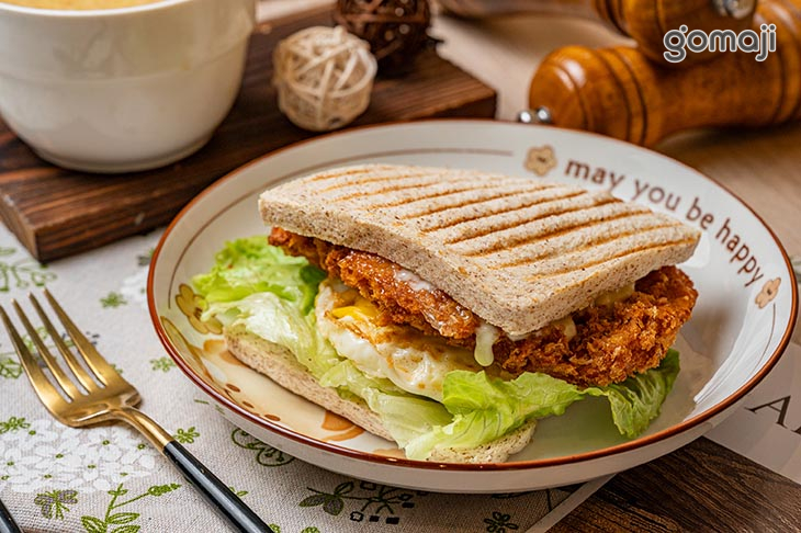 卡茲炸豬排吐司