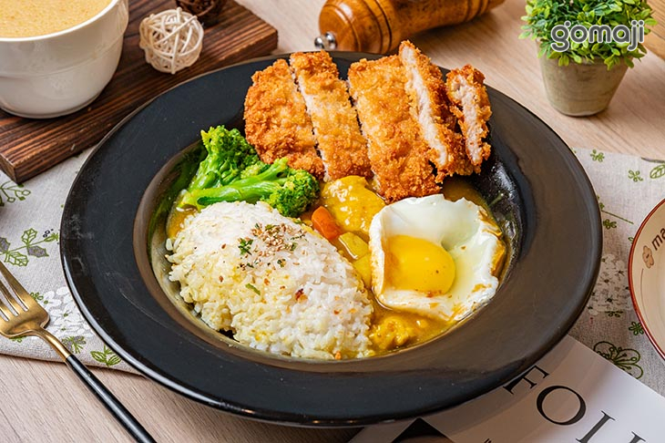 咖哩豬排飯