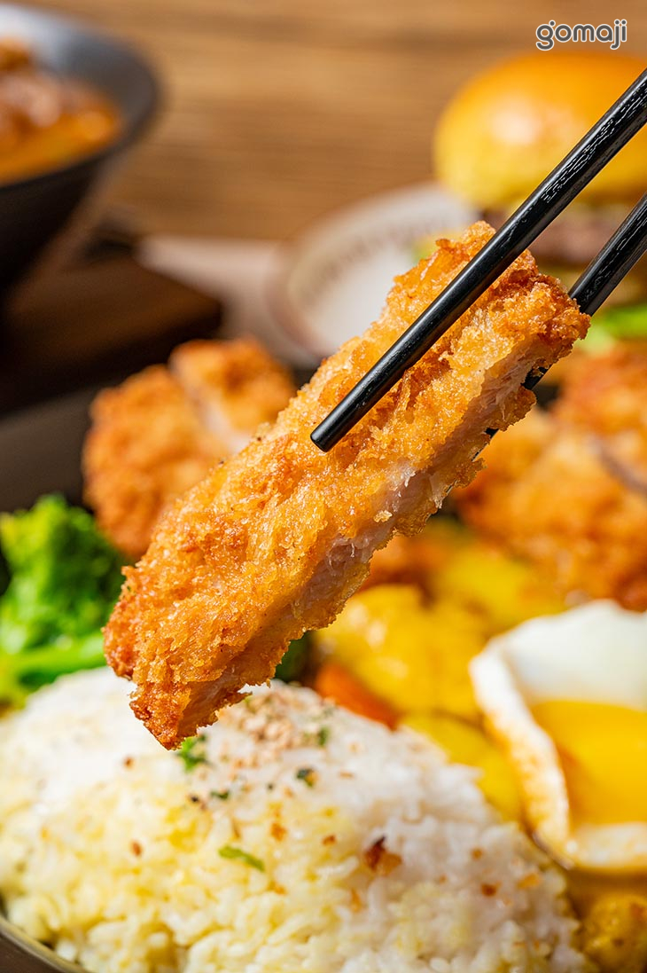 咖哩豬排飯