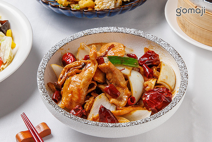 提著燈籠找松坂豬