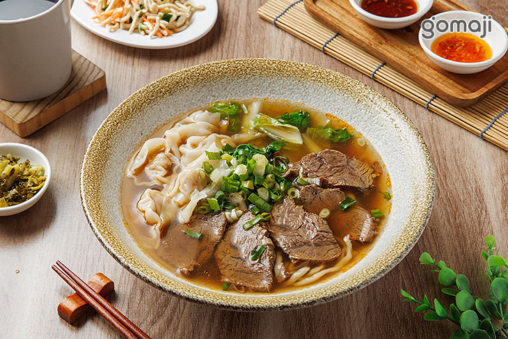 餛飩牛肉麵