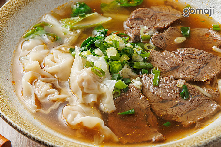 餛飩牛肉麵