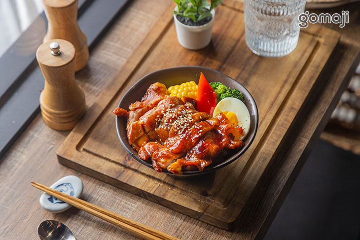 日式照燒雞腿丼