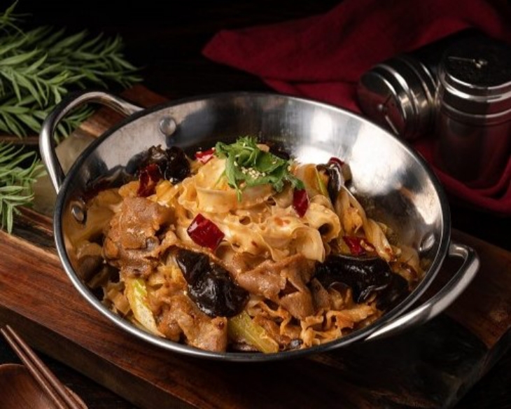 香辣羊肉刀削麵