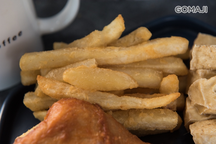 2號餐(紐奧良棒棒腿+脆薯+百頁豆腐)