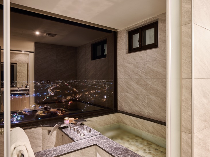 升等雙面大景觀星隅大客房(二大床+雙湯池)