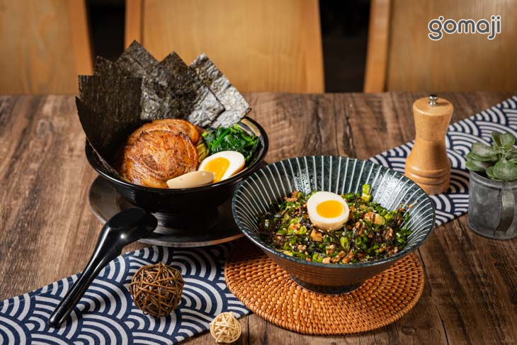 烈焰家系拉麵一碗 + 青蔥叉燒飯