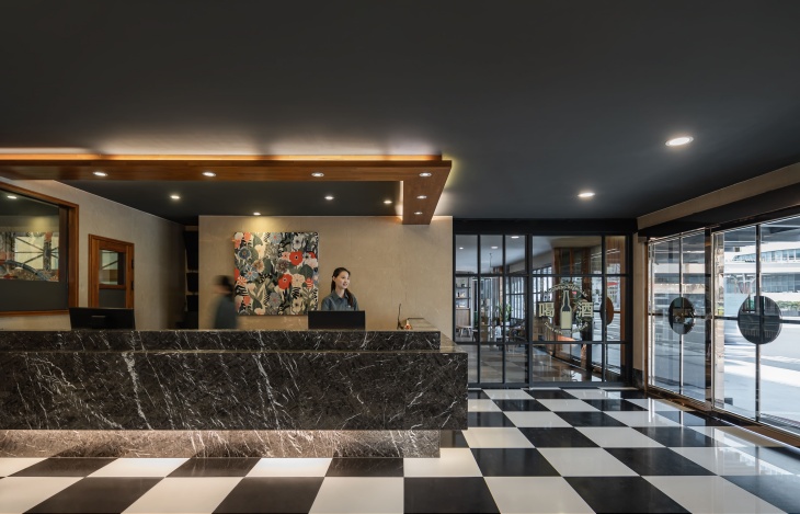 康橋商旅(高雄站前館)