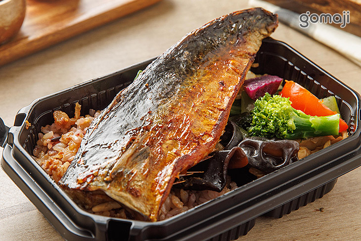 鹽烤台灣鯖魚餐盒