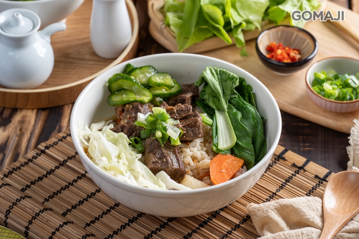 紅燒牛肉飯