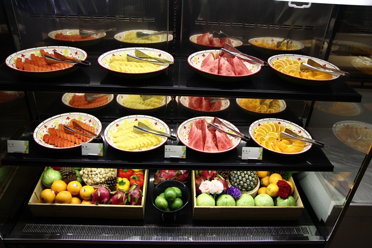 自助百匯餐吃到飽 