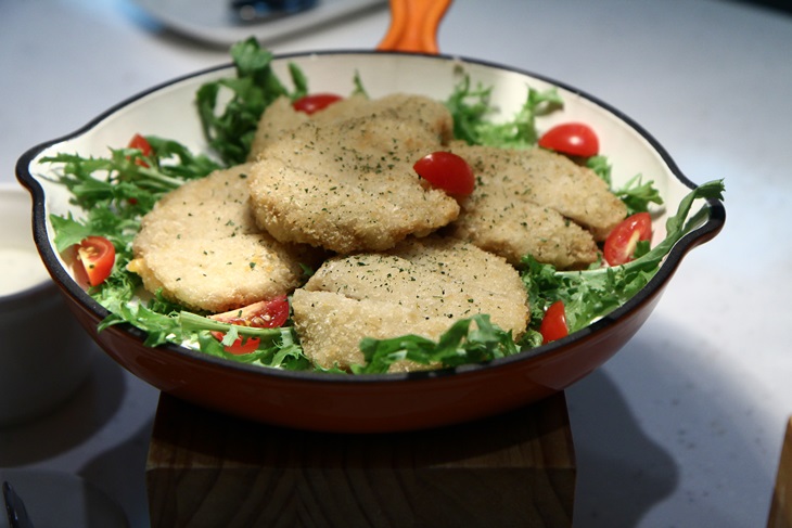 自助百匯餐吃到飽 