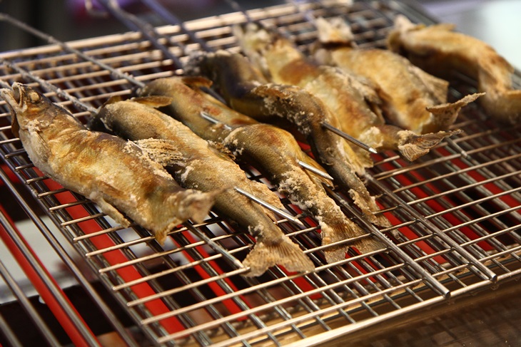 自助百匯餐吃到飽 