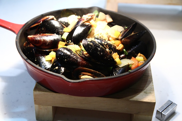 自助百匯餐吃到飽 