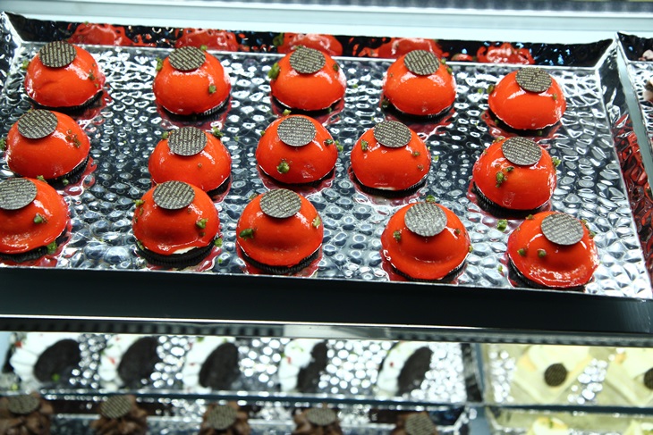 自助百匯餐吃到飽 