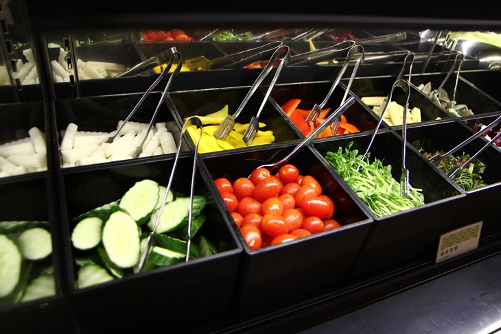 自助百匯餐吃到飽 