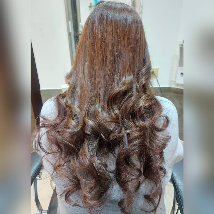 心心然髮林名店(美髮)