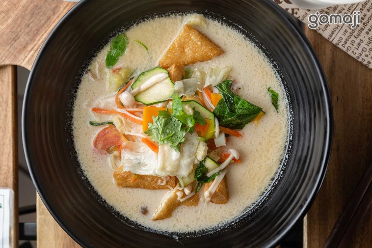 椰汁南薑湯鍋(飯)