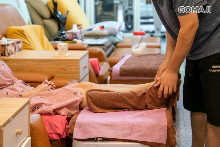 腳底按摩(腳底反射區按摩+經絡按摩+熱敷搥腳)