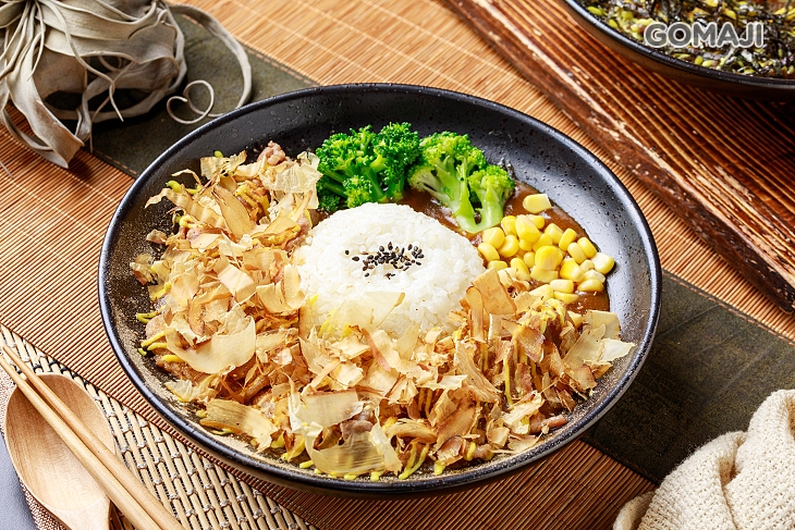 雙倍豬肉咖哩-大阪柴魚套餐