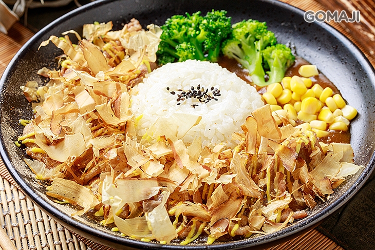 雙倍豬肉咖哩-大阪柴魚套餐
