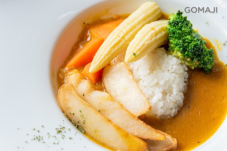 咖哩時蔬飯