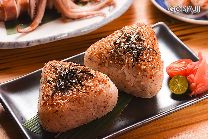 烤飯糰