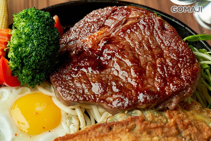 霜降牛排＋比目魚排