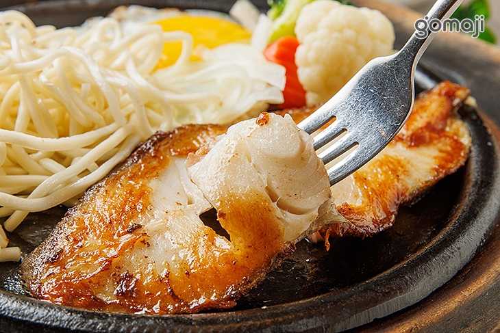 香酥扁鱈魚排