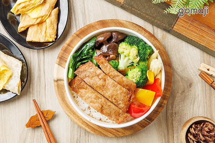 素鐵路豬排蓋飯